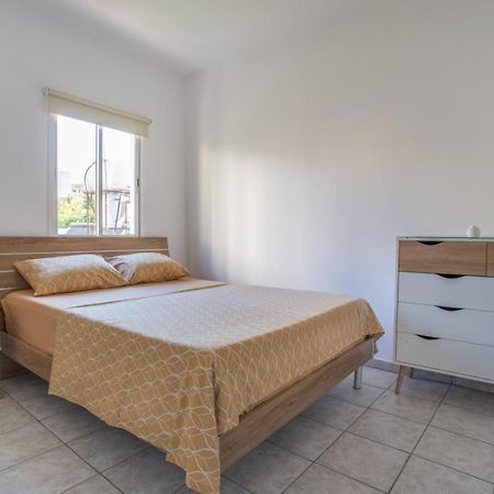 Downtown Larnaca Apartment Ngoại thất bức ảnh